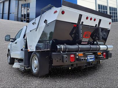 New 2024 Ford F250 XL