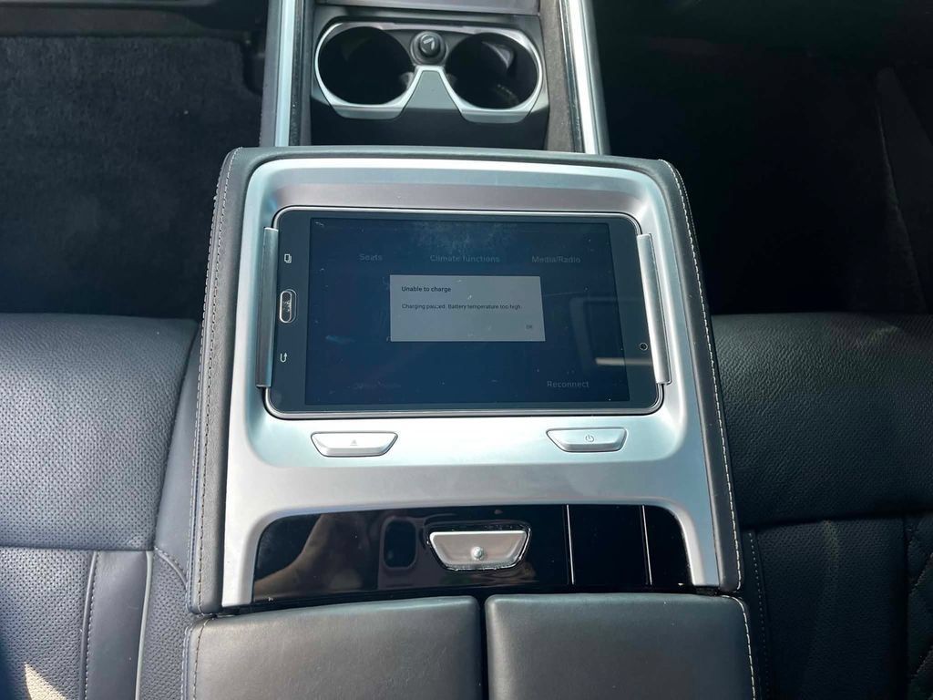 Used 2018 BMW 750i xDrive AWD/4WD image 18