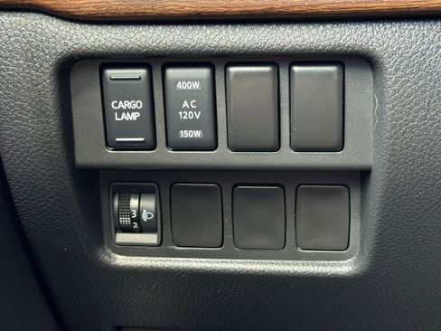 Used 2021 Nissan Titan Platinum Reserve w/ Moonroof Package image 21