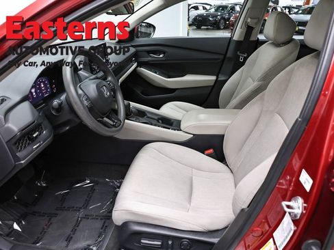 Used 2023 Honda Accord EX image 14