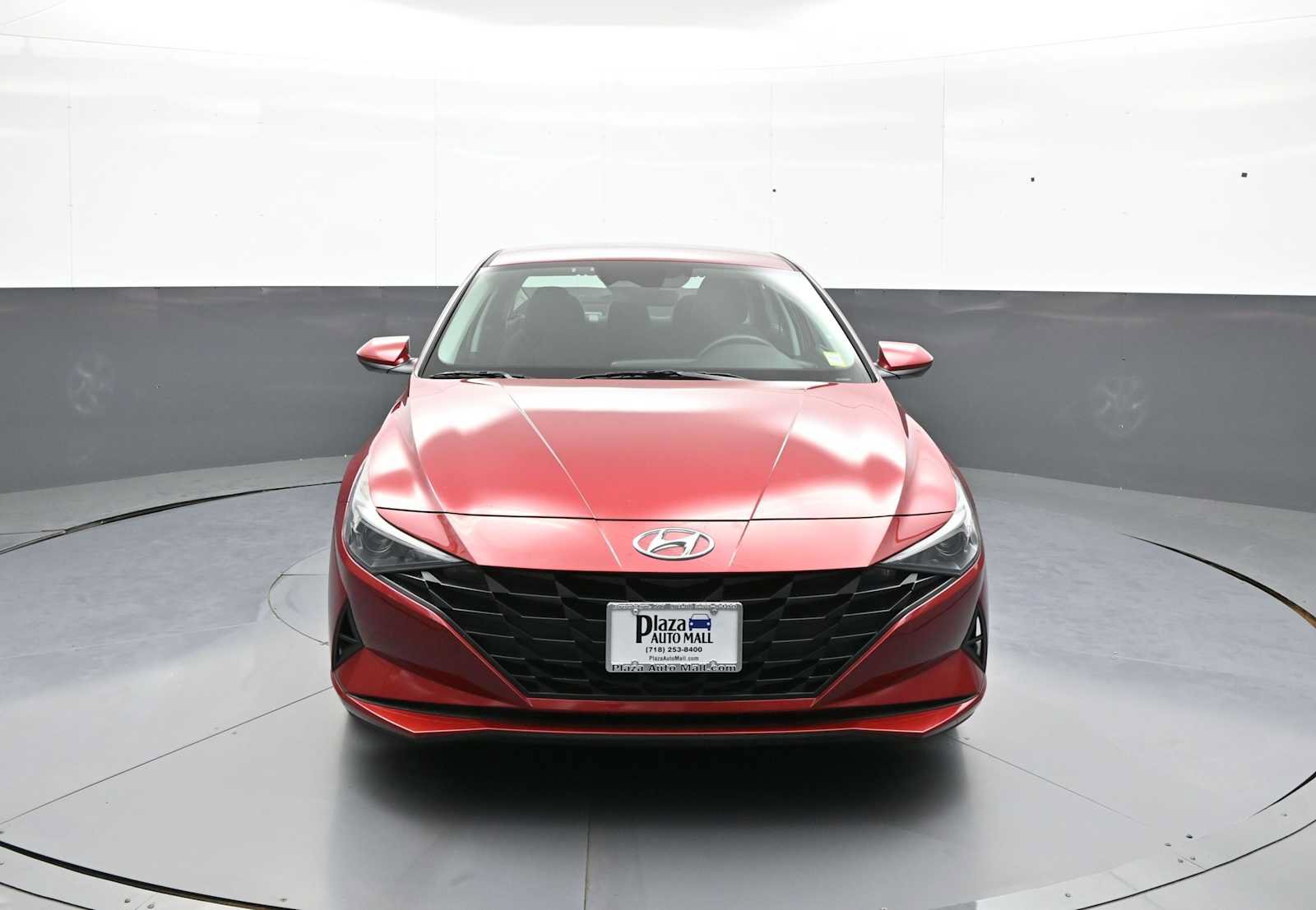 Certified 2023 Hyundai Elantra SE FWD image 2