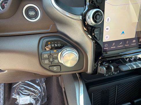 New 2026 RAM 1500 Laramie AWD/4WD image 26