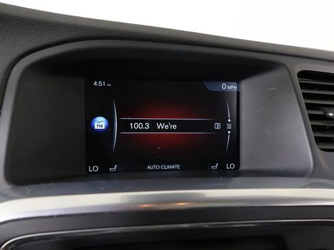 Used 2015 Volvo V60 T5 Premier image 34