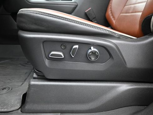 Used 2024 GMC Sierra 1500 Denali Ultimate image 13