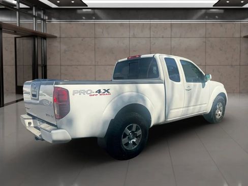 Used 2012 Nissan Frontier PRO-4X AWD/4WD image 6