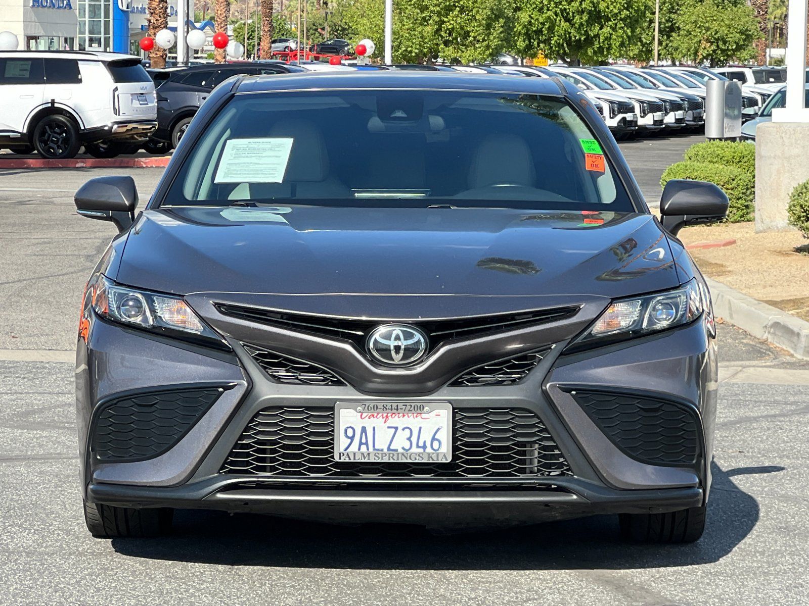 Used 2022 Toyota Camry SE FWD image 8