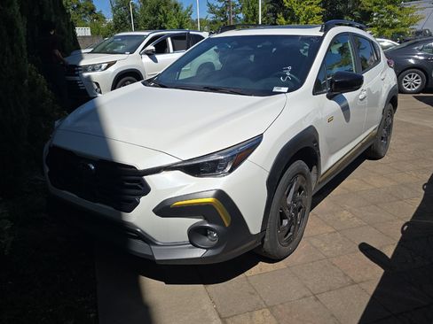 Used 2025 Subaru Crosstrek 2.5i Sport AWD/4WD image 2