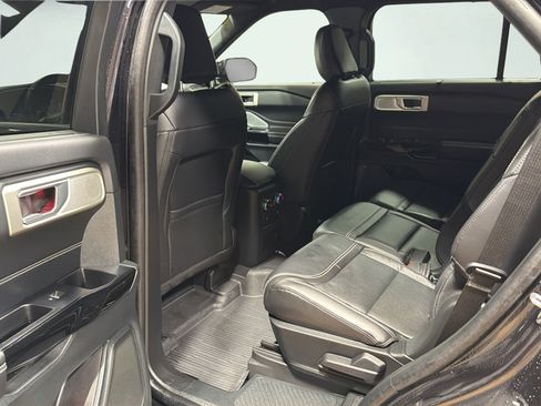 Used 2023 Ford Explorer ST w/ Technology Package AWD/4WD image 15