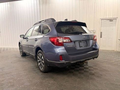 Used 2017 Subaru Outback 3.6R Limited AWD/4WD image 3