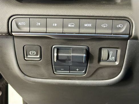 Used 2021 Cadillac Escalade Sport w/ Driver Assist Tech Package AWD/4WD image 12