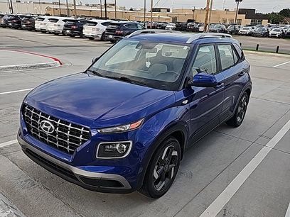 Used 2020 Hyundai Venue SEL w/ Convenience + Premium Package