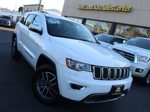 Used 2022 Jeep Grand Cherokee Limited AWD/4WD image 40