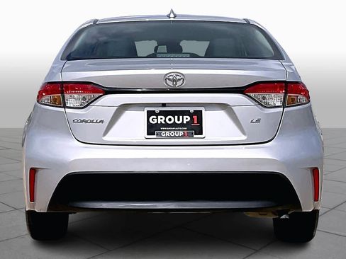 Used 2024 Toyota Corolla LE image 6