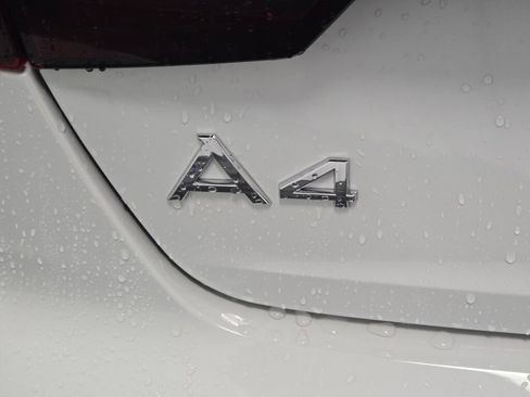 Used 2023 Audi A4 2.0T Premium w/ Convenience Package image 32
