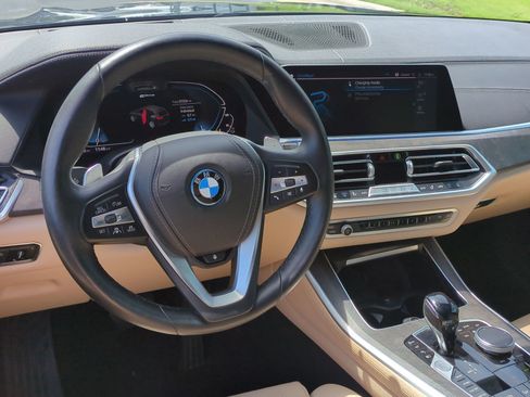 Used 2022 BMW X5 xDrive45e AWD/4WD image 29