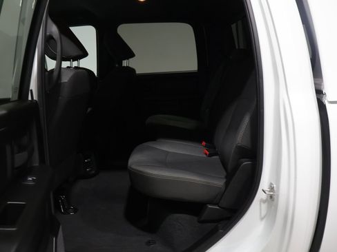 Certified 2024 RAM 2500 Tradesman w/ Chrome Appearance Group AWD/4WD image 19