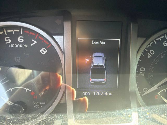 Used 2021 Toyota Tacoma SR5 RWD image 8