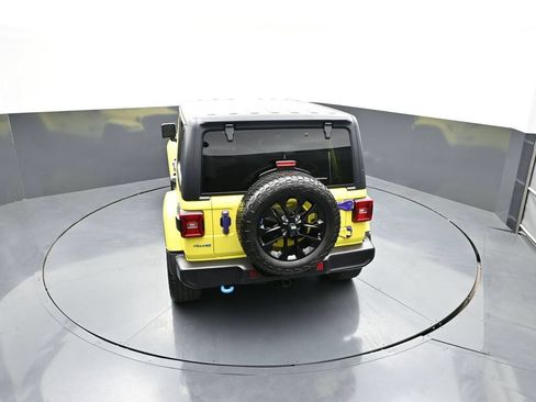 Used 2023 Jeep Wrangler Unlimited Sahara w/ Cold Weather Group AWD/4WD image 46