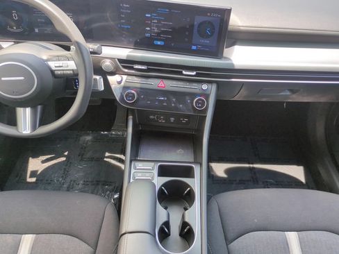 Certified 2025 Hyundai Sonata SEL FWD image 15
