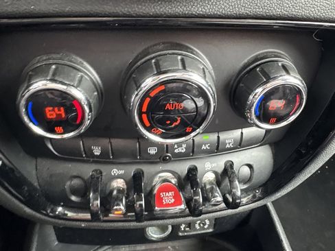 Used 2017 MINI Cooper Clubman image 19