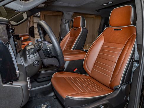 Used 2025 GMC Sierra 1500 Denali Ultimate image 18