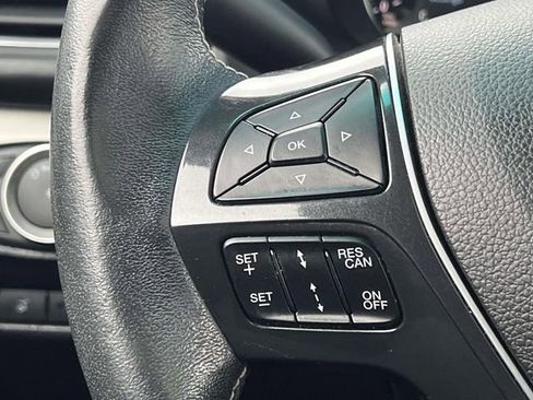 Used 2016 Ford Explorer Platinum AWD/4WD image 30