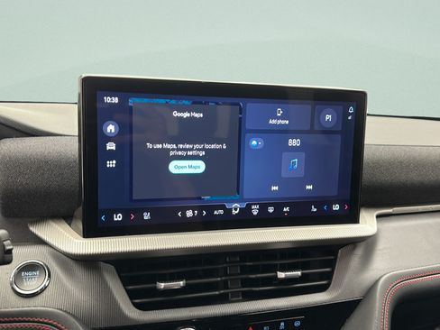 Used 2025 Ford Explorer ST-Line w/ ST-Line Street Pack AWD/4WD image 16