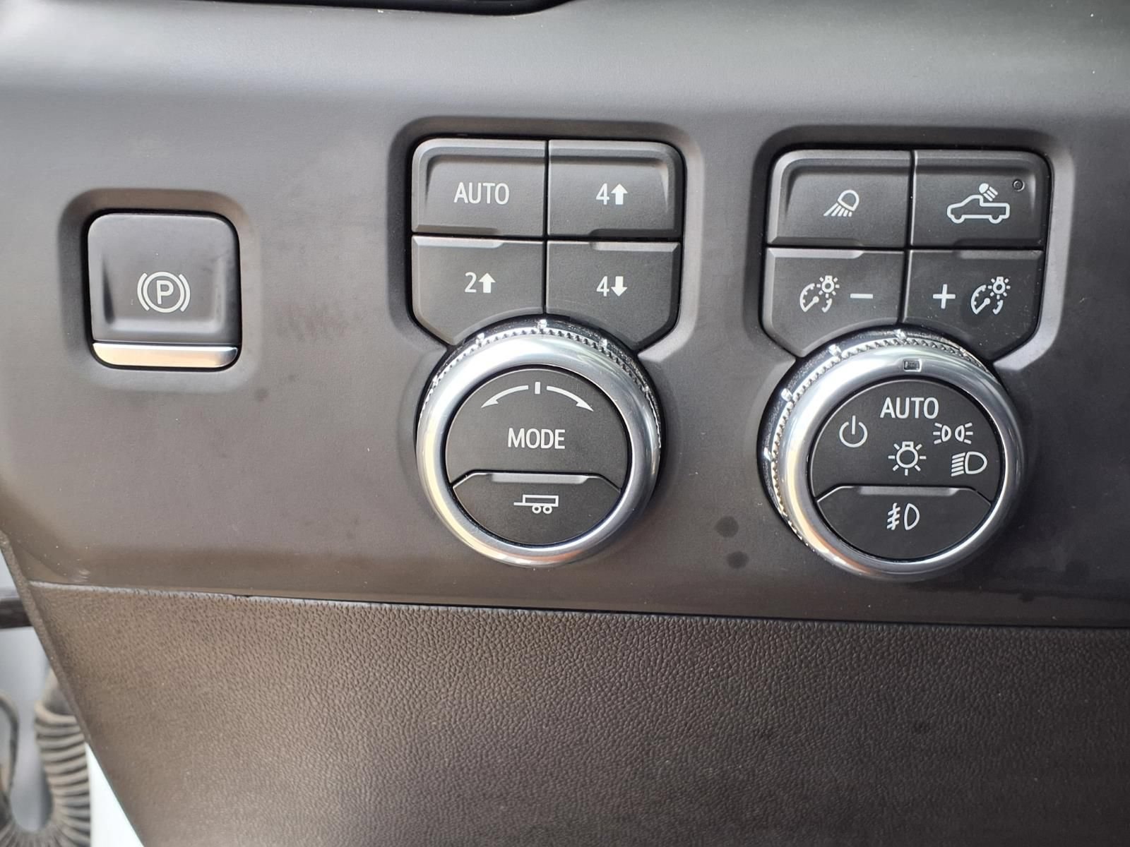 Used 2026 GMC Sierra 2500 AT4 AWD/4WD image 24