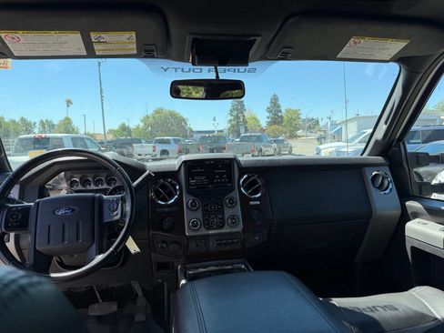 Used 2016 Ford F350 Lariat AWD/4WD image 11