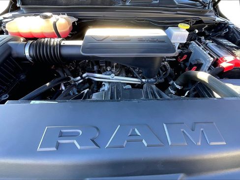 Certified 2022 RAM 1500 Big Horn image 9