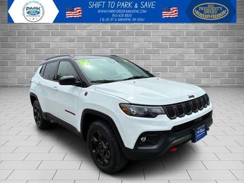 Used 2023 Jeep Compass Trailhawk AWD/4WD image 1
