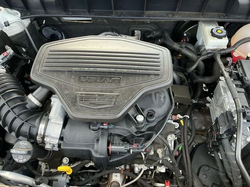 Used 2019 Cadillac XT5 Luxury image 25