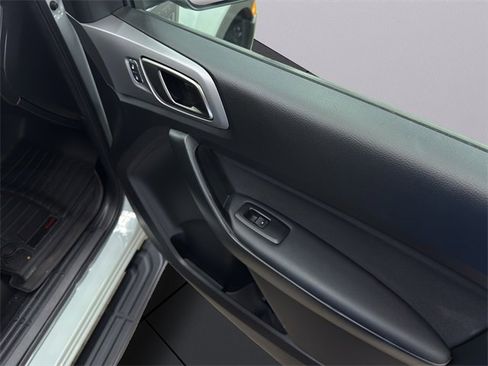 Used 2022 Ford Ranger XLT w/ Equipment Group 301A Mid image 34