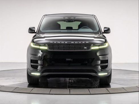 New 2025 Land Rover Range Rover Sport SE image 8