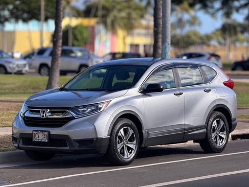 Used 2017 Honda CR-V LX image 1
