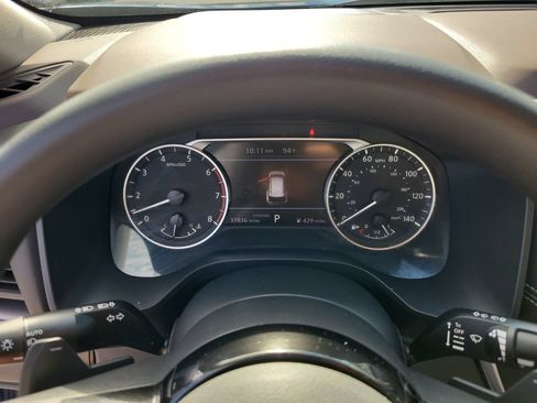 Used 2023 Nissan Rogue SV FWD image 21