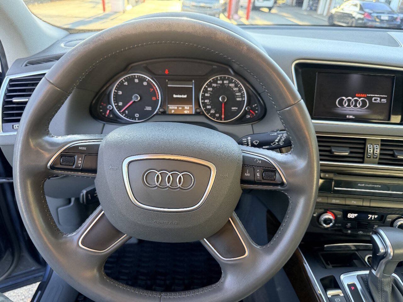 Used 2015 Audi Q5 2.0T Premium Plus w/ Technology Package AWD/4WD image 14