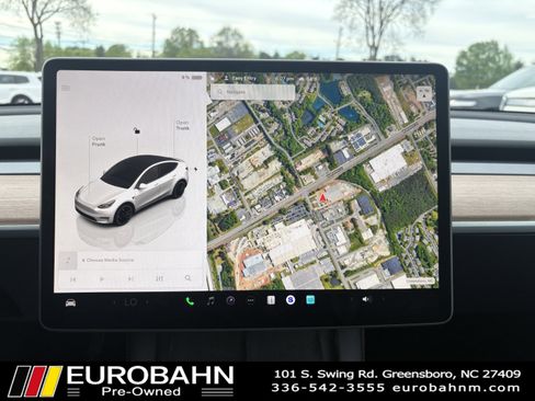 Used 2024 Tesla Model Y Performance image 17