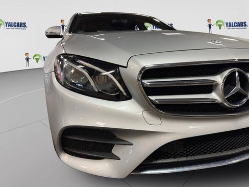 Used 2019 Mercedes-Benz E 300 4MATIC image 12