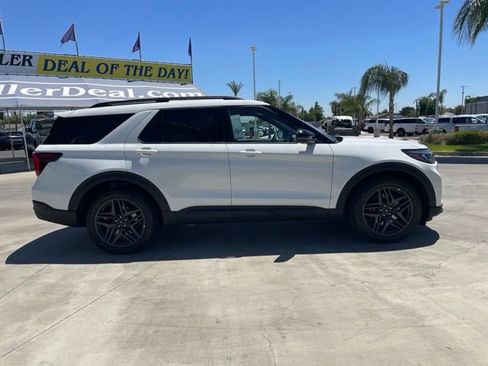 New 2026 Ford Explorer ST w/ Sun And Sound Package AWD/4WD image 6