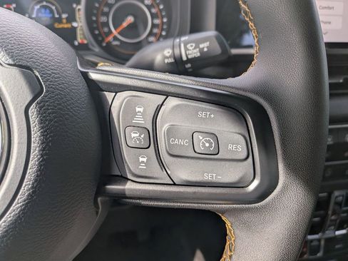 Used 2024 Jeep Wrangler Unlimited Sport AWD/4WD image 21