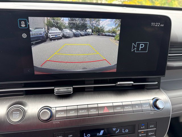 Used 2024 Hyundai Kona SEL AWD/4WD image 11