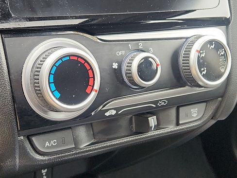 Used 2018 Honda Fit EX image 16