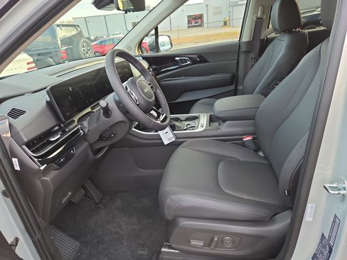 New 2026 Kia Carnival SX Prestige image 4