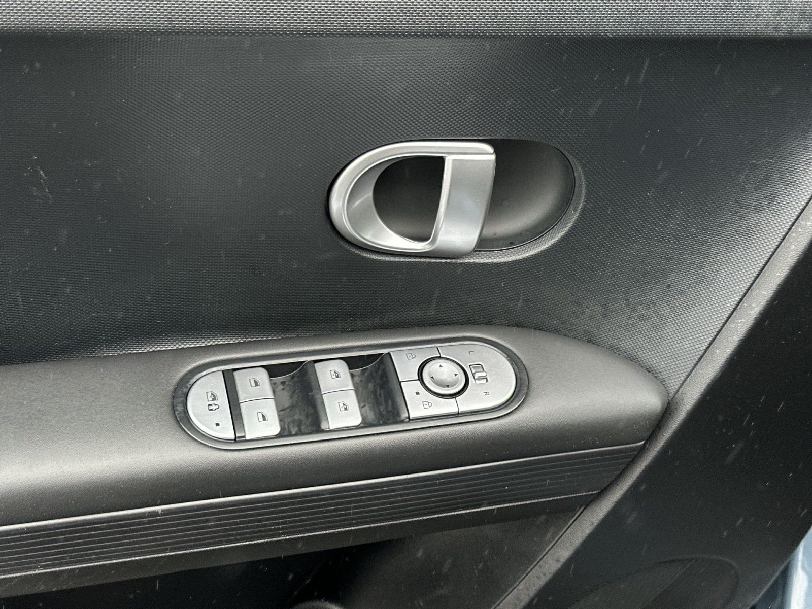 Used 2024 Hyundai Ioniq 5 SEL RWD image 16