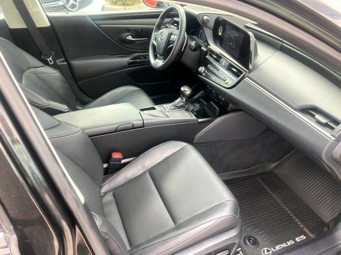 Used 2022 Lexus ES 350 w/ Premium Package FWD image 12