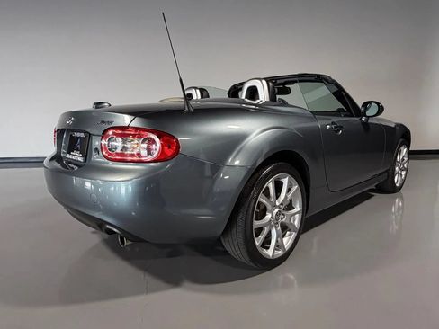 Used 2013 MAZDA MX-5 Miata Grand Touring RWD image 4