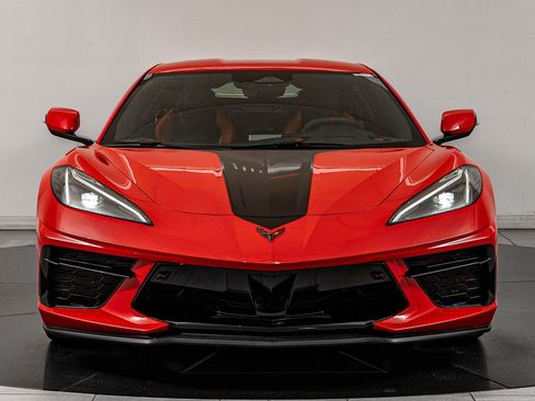 Used 2024 Chevrolet Corvette Stingray Preferred Cpe image 2
