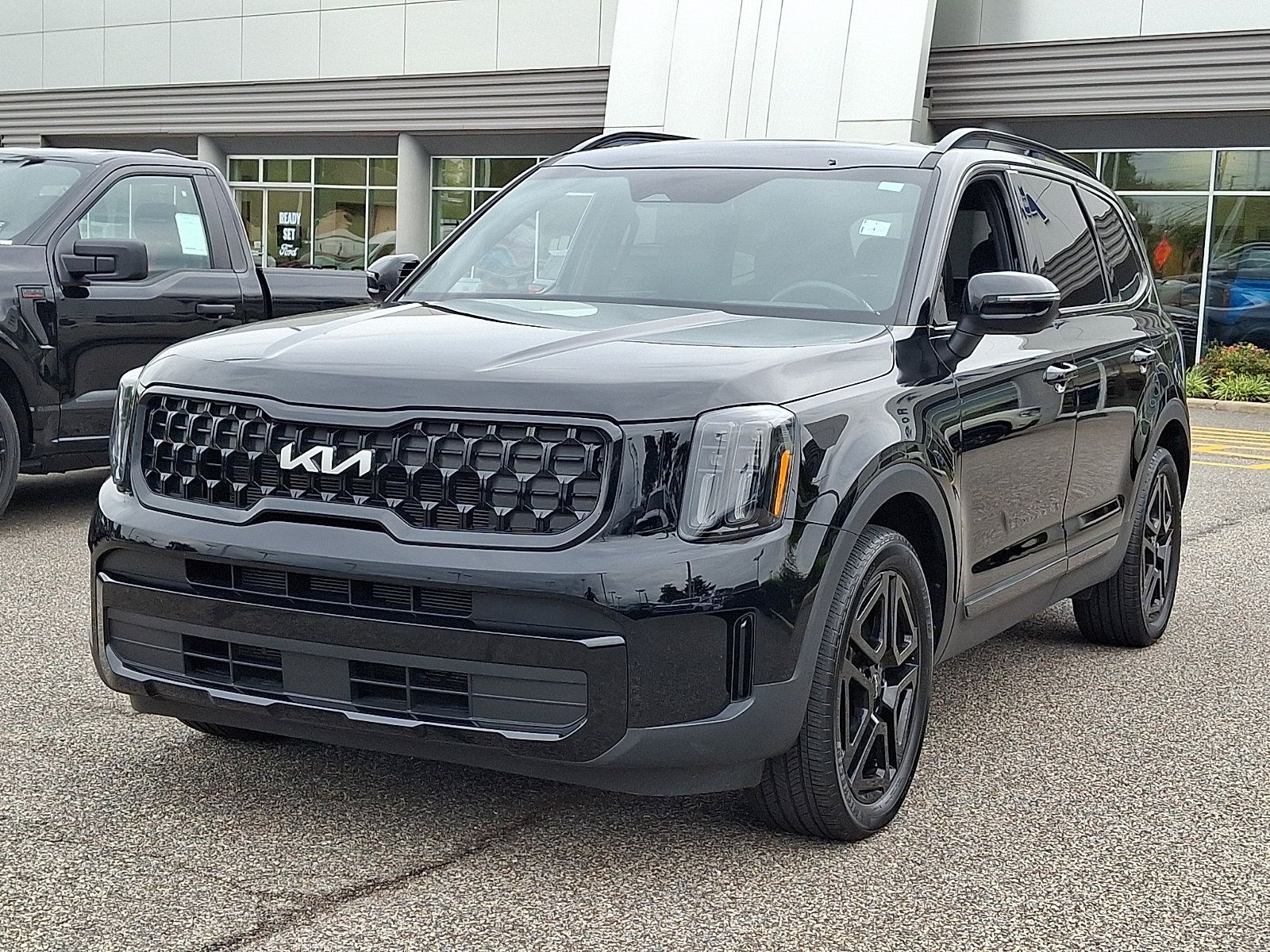 Used 2024 Kia Telluride EX X-Line AWD/4WD image 4