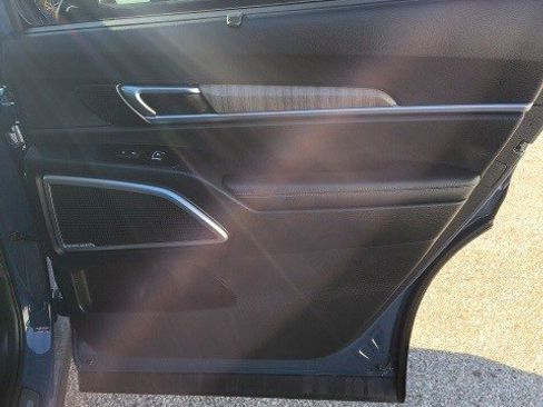 Used 2023 Kia Telluride SX Prestige image 18